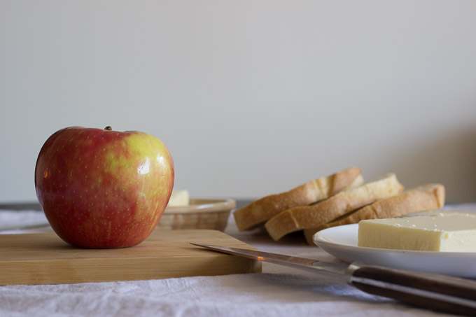 Apple and Cheddar Grilled Cheese-1