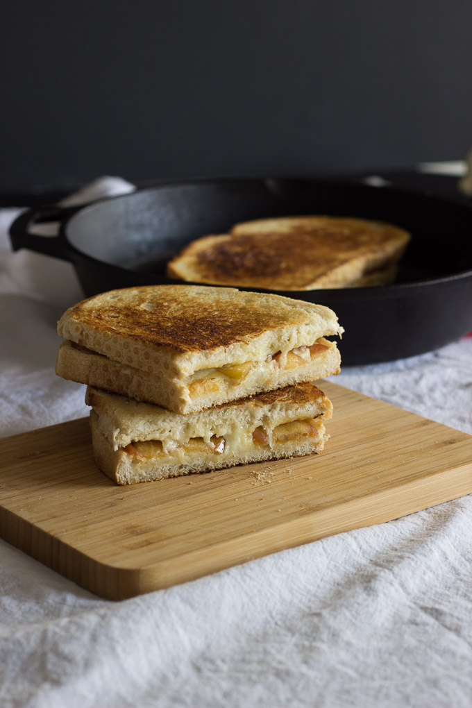 Apple and Cheddar Grilled Cheese-5